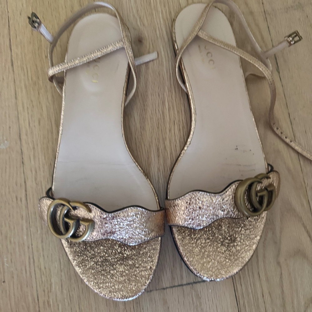 Gucci Rose Gold Size 38